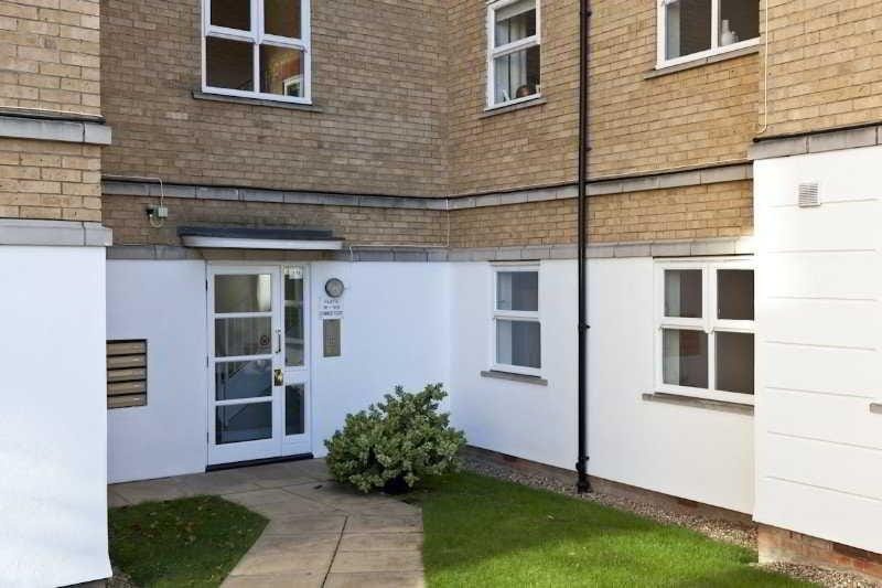 Elegant Zone 2 London Apartment — отель с удобствами в Лондоне
