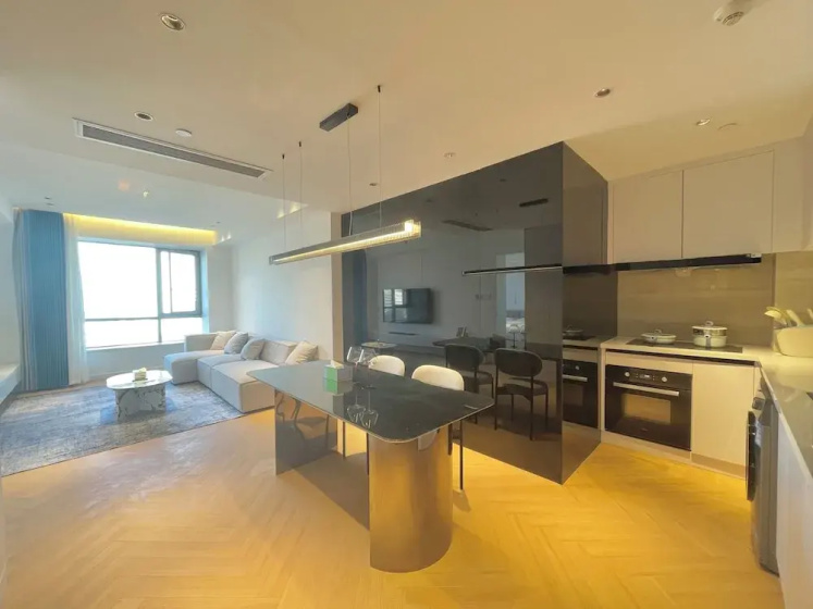 ZHome-Count luxury apartment — забронировать отель в Шанхае