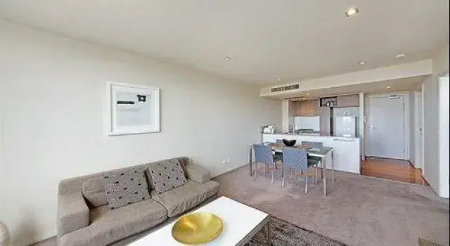 Wyndel Apartments North Sydney - Harbour Watch — отель с удобствами в Сиднее