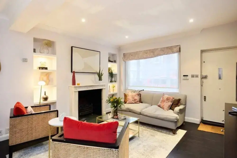 Цены на The Notting Hill Gate Crib - Relaxing 2bdr House в Лондоне