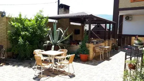 Guest House Gornaya Dolina — отель с удобствами в Кабардинка