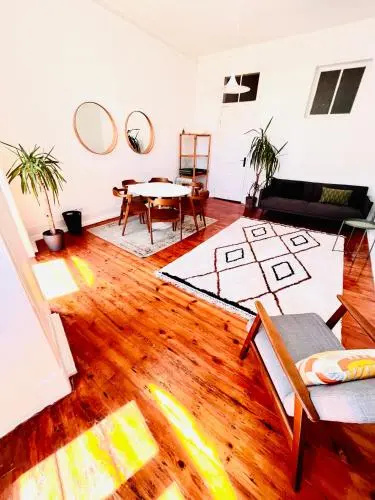 Royal Prince Apartments - Jardim do Príncipe Real — комфортный отель в Лиссабоне