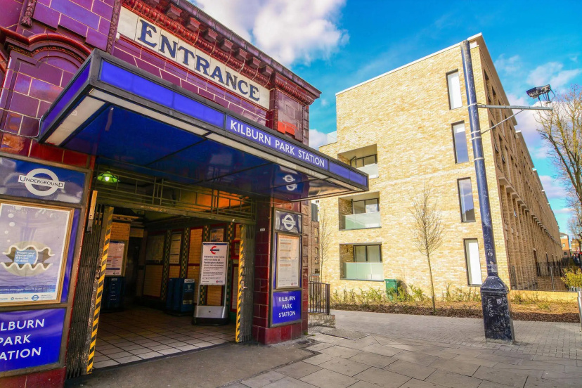 Apartment Wharf - Cambridge Avenue — отель с удобным расположением в Лондоне