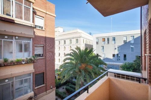 Apartamento Schwarz — отель с удобствами в Валенсии