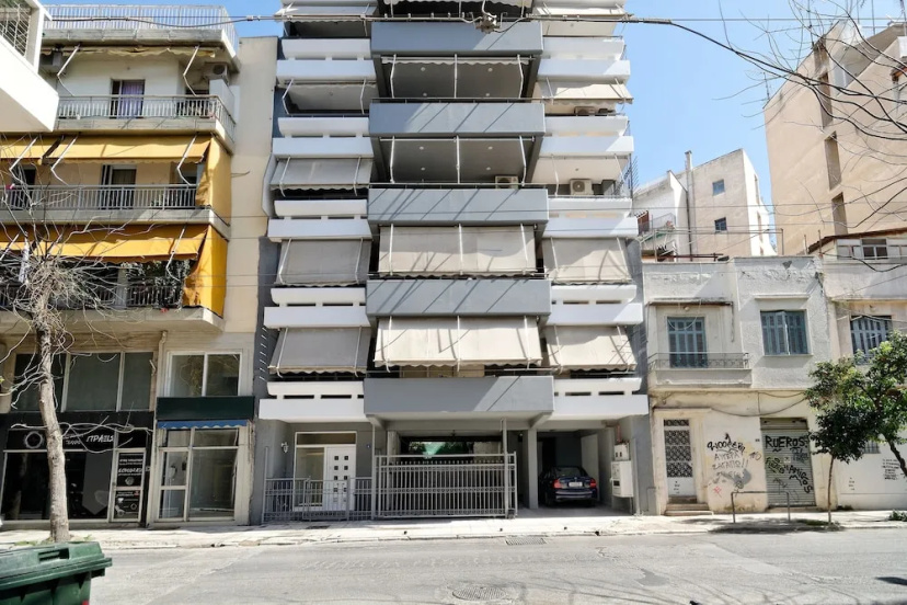 Trojan Affair Residence — забронировать отель в Афины
