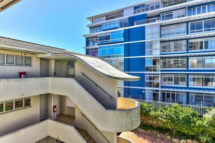 Edward Court 1 Bedroom Garden Facing 4 — отель в Кейптауне, Южноафриканская Республика