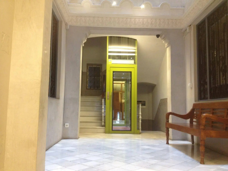 Fuster Apartments By Aspasios — отель с удобным расположением в Барселоне