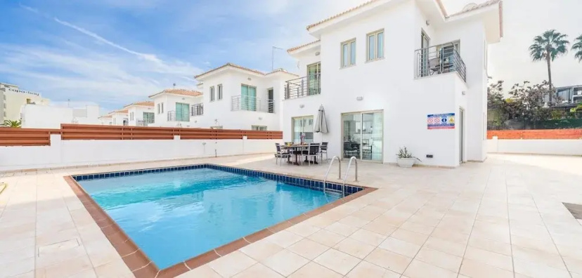 Sunrise Bay Villa 2 — комфортный отель в Протарас