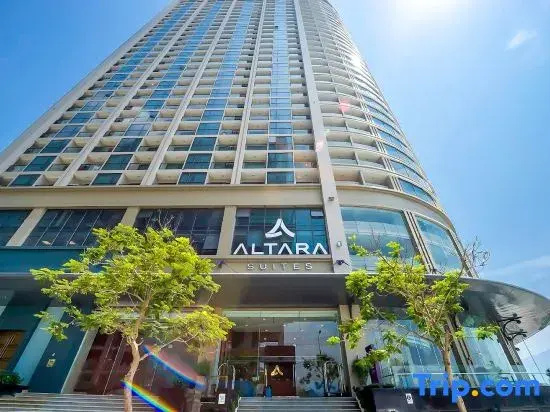 Luxury Ocean View Suites_My Khe Beach_Hinata Apartment — отель с удобствами в Дананге