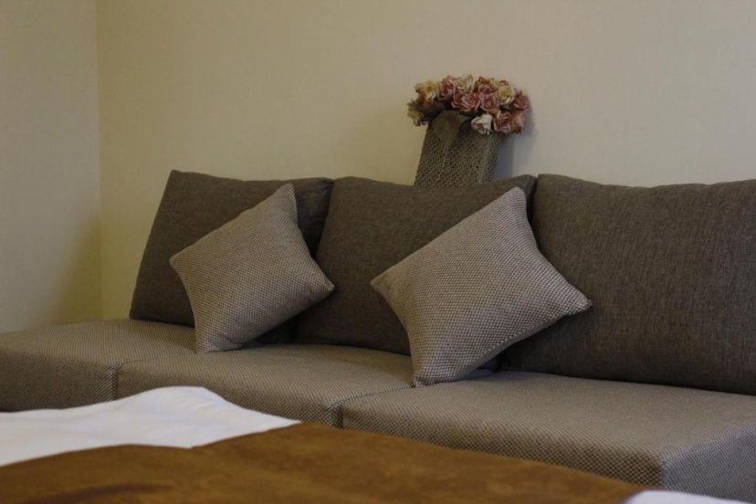 5th Floor Guest House Yerevan — отель в Ереван, Армения
