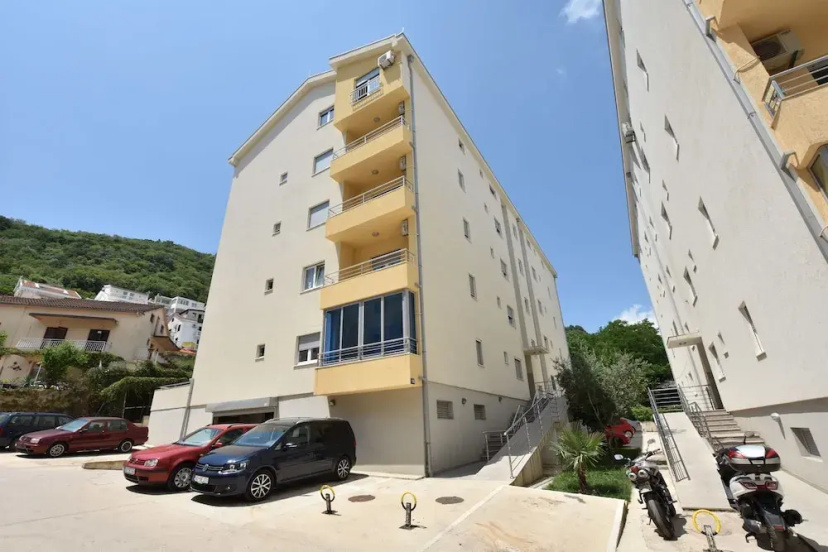 Apartment Budva — отель с удобным расположением в Будва