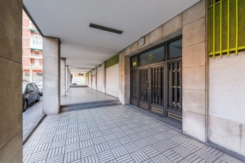 Apartamento Valparaiso- Paseo Habana — отель с удобным расположением в Мадриде