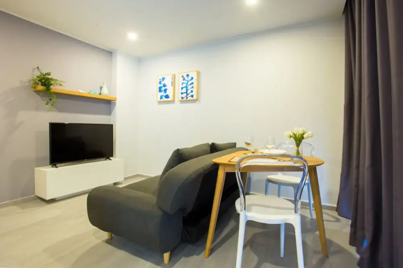 The Vibe Deluxe 1 Apartments — отзывы гостей и цены