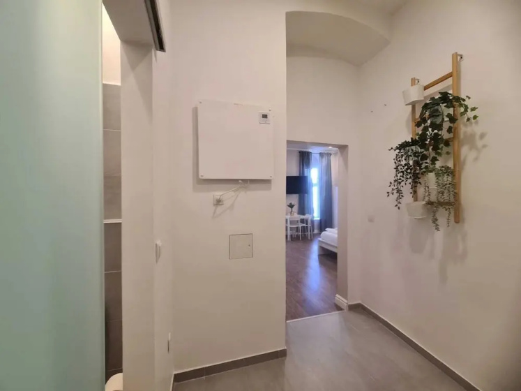 Smart Stay Near Stadthalle — забронировать отель в вене