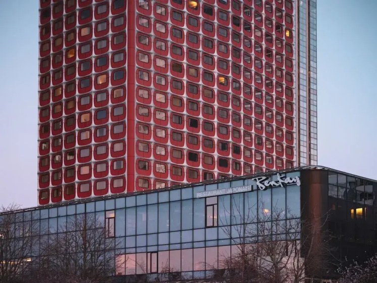 Otel' Novotel Paris Centre Tour Eiffel 4 — отель в Париже, Франция