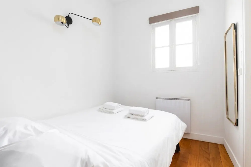 Sorbonne - Luxembourg Gardens Apartment — забронировать отель в Париже