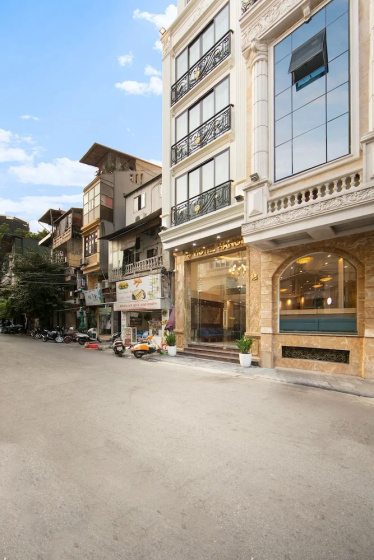 MTerre Boutique Hotel 3 — отель в Ханое, Вьетнам