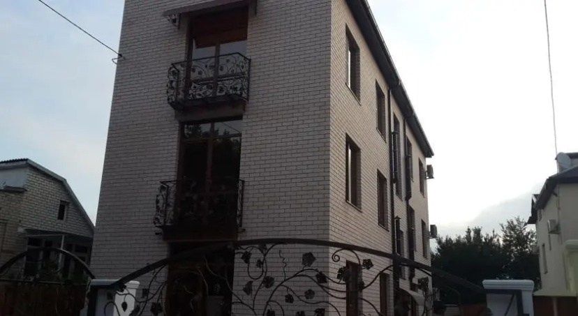 Gueshouse on Dekabristov 27 — отзывы гостей и цены