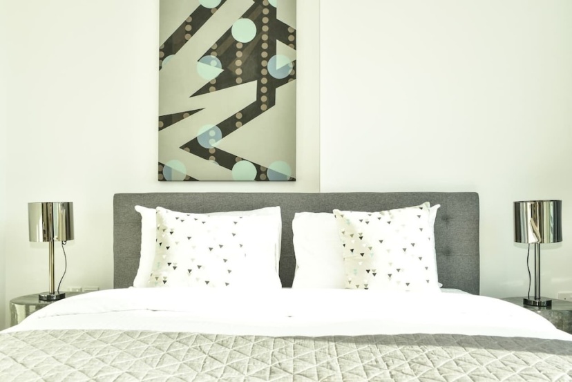 Цены на Superior and Upgraded 1BR in Heart of Marina! в Дубае