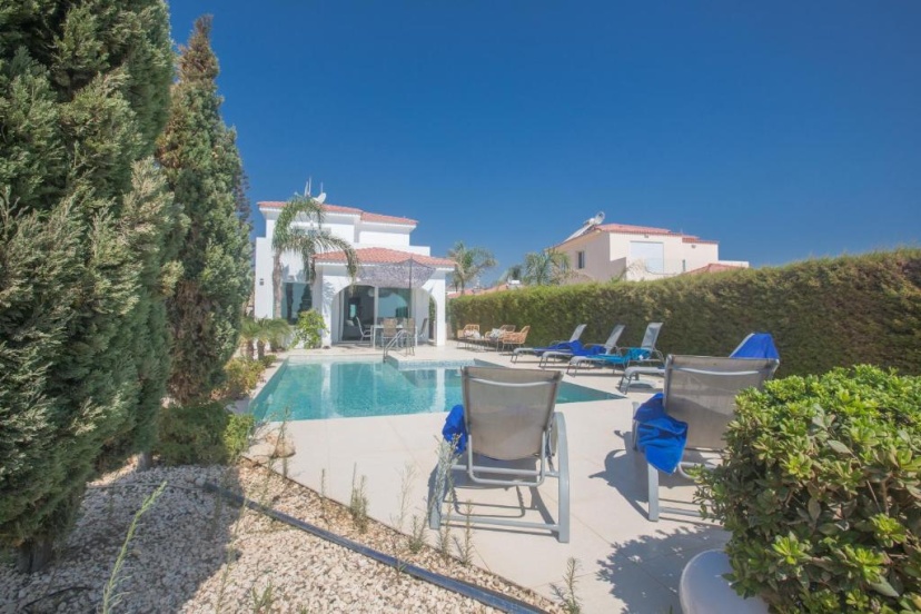 Sunrise Villa 12 — отель с удобствами в Айя-Напа