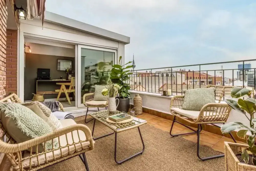 Ubeda - 2 Bedrooms and Terrace in Goya — забронировать отель в Мадриде