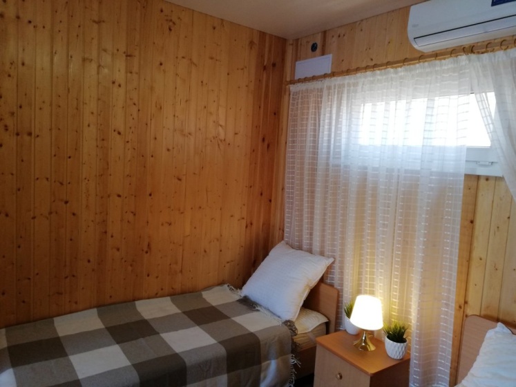 Lev Guest House — отель с удобным расположением в Витязево