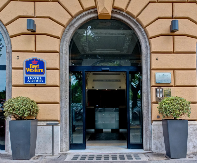 Best Western Hotel Astrid 3 — отель в Риме, Италия