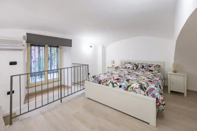 Teto's house — забронировать отель в Неаполе