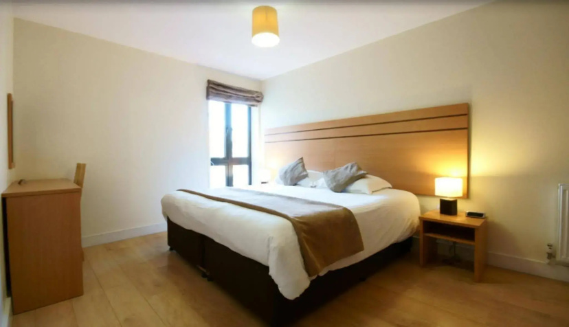 Crompton Court — отель в Лондоне, Соединенное Королевство