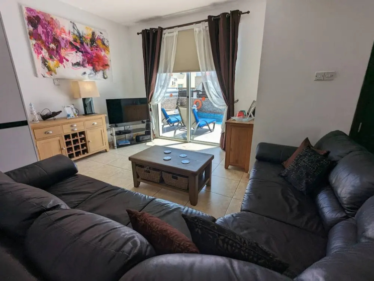Ennazuse - Beautiful 2 Bedroom Villa in Pernera — забронировать отель в Протарас