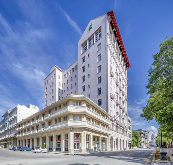 Mercure Sevilla Havana — комфортный отель в Гавана