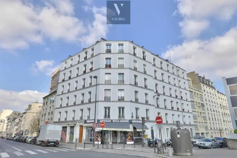 Spacieux et confortable T3 dans Paris — забронировать отель в Париже