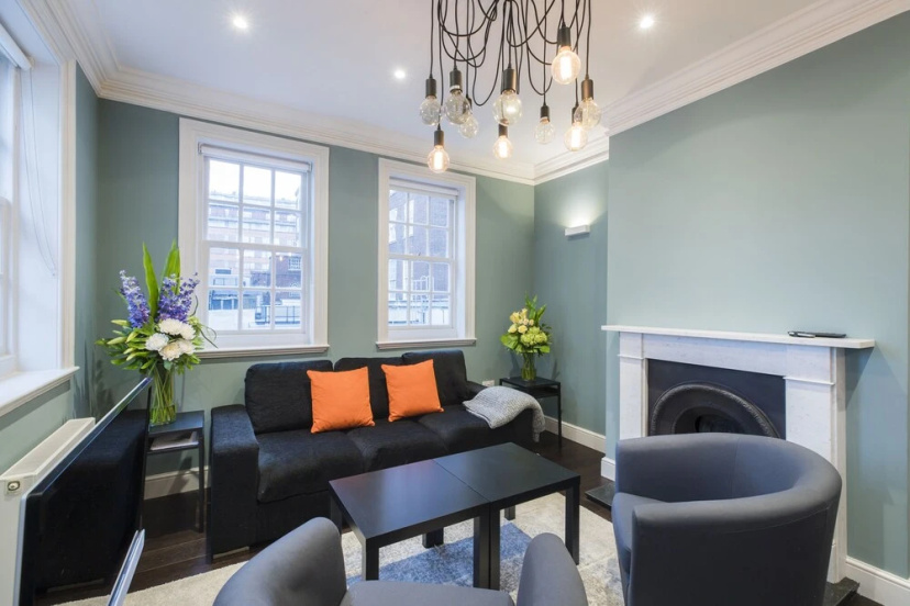 JOIVY Elegant 2 Bedroom Flat near Kensington Gardens — забронировать отель в Лондоне