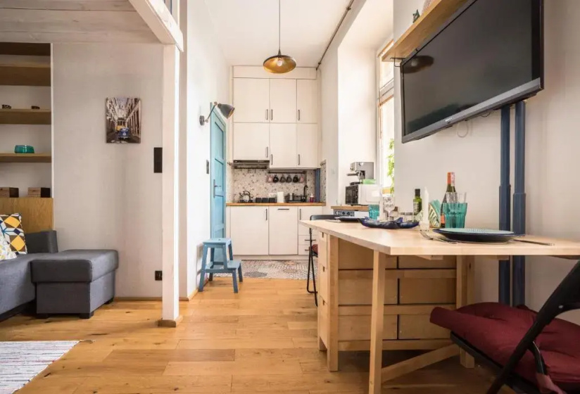 oompH Warsaw Central Premium Apartments — отзывы гостей и цены