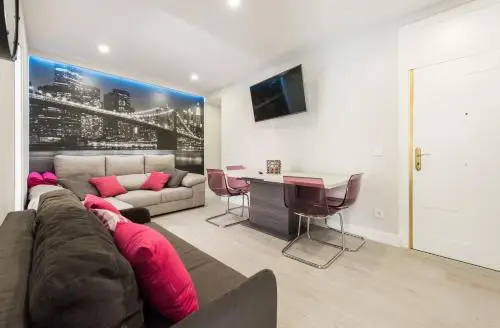 Sol-Magdalena Apartment — комфортный отель в Мадриде