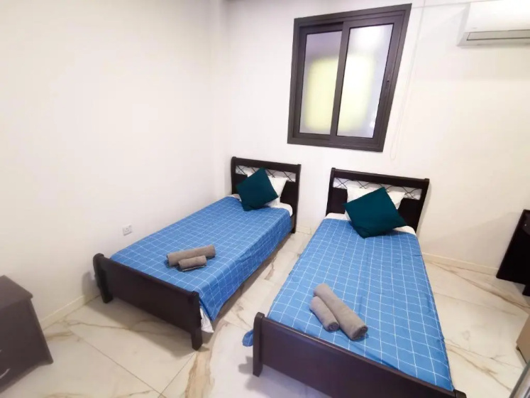 Mimi's Sunny Beach Apartment — отель с удобствами в Ларнака