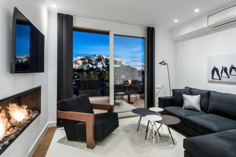 Цены на Executive 2 bdr Suite in Plaka - Acropolis View в Афины
