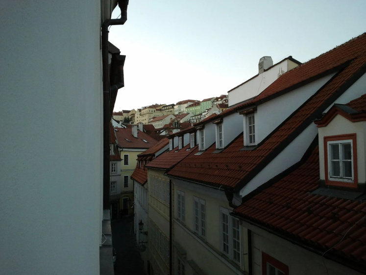 Prague Castle Questenberk Apartments — забронировать отель в Праге