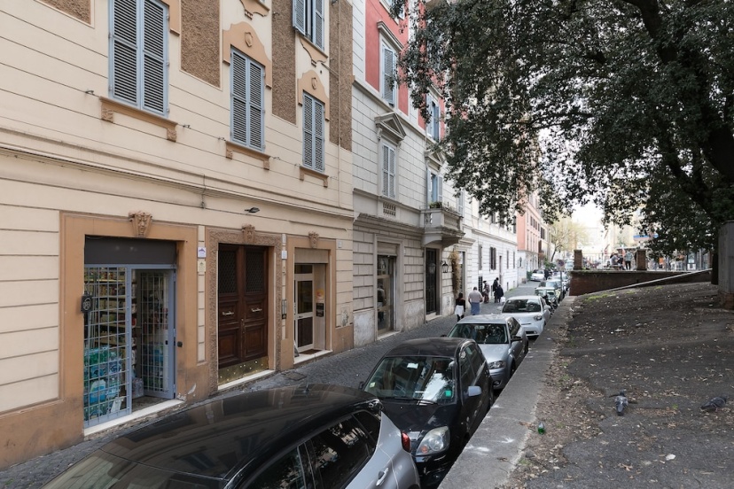 Vatican Stylish Apartment — комфортный отель в Риме