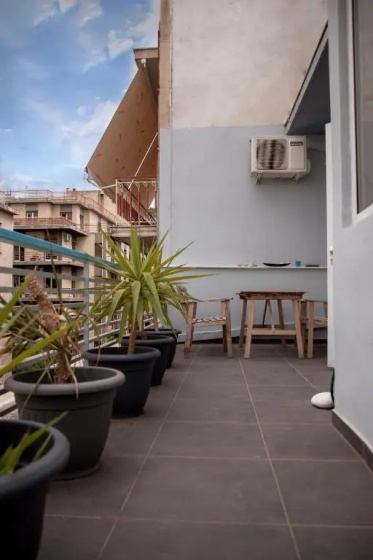 Myron Apartment — забронировать отель в Афины