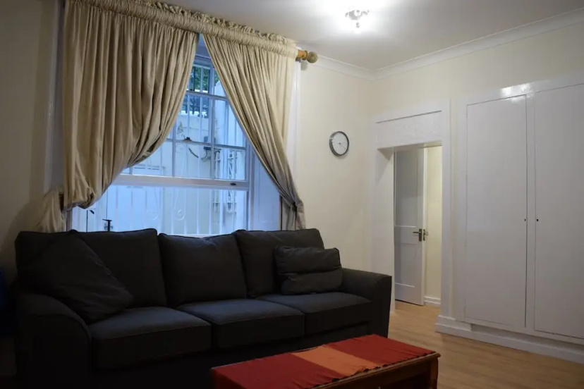 1 Bedroom Apartment in Knightsbridge 3 — отель в Лондоне, Соединенное Королевство