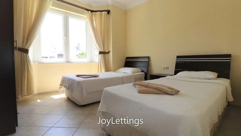 Villa YS09 by JoyLettings — забронировать отель в Фетхие