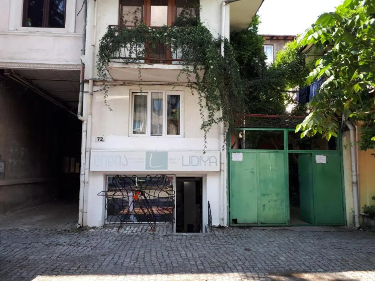 Apartment on Parnavaz Mepe 72 — отель с удобствами в Батуми