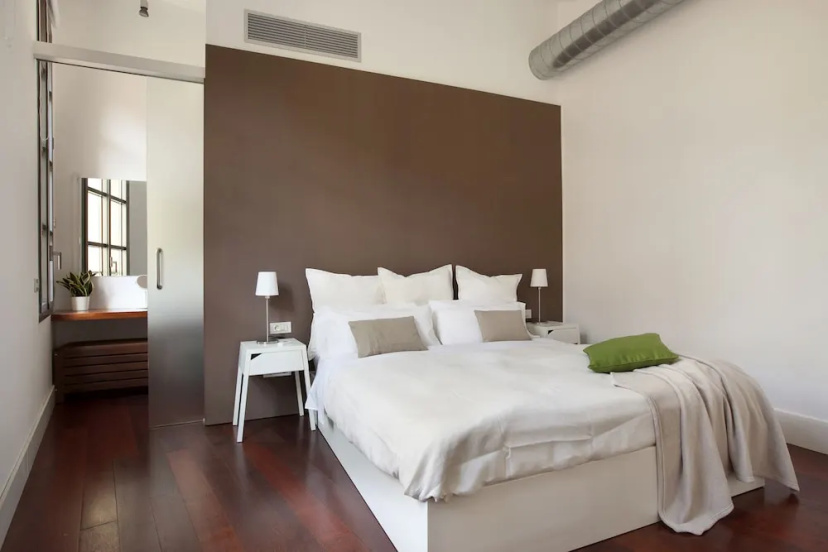 Sealona Beach Lofts Apartments 3 — отель в Барселоне, Испания