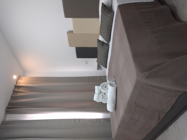 New era Rooms — отель с удобным расположением в Неаполе