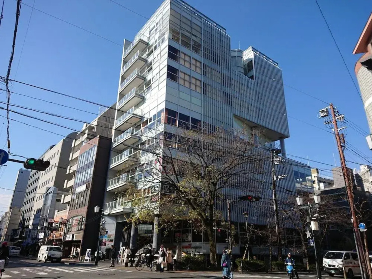 Cabin Inn Kyouto Sanjo Kawaramachi — отель с удобствами в Киото