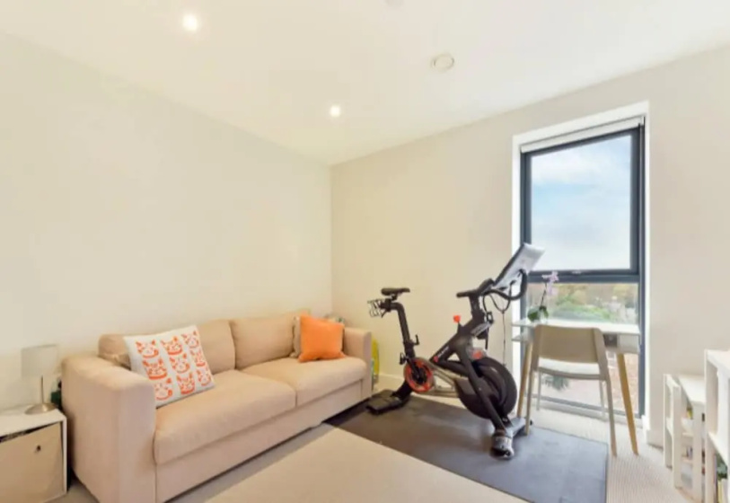 Lovely Luminous 3 Bed Flat, With Secure Ev Parkng — отзывы гостей и цены