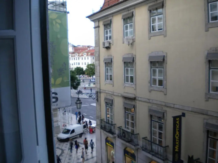 Цены на Fashion Chiado - SSs Apartments в Лиссабоне