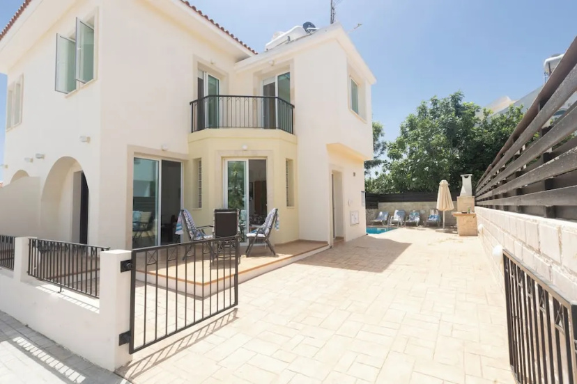 Protaras Orestiada Villa Ov14 — забронировать отель в Протарас
