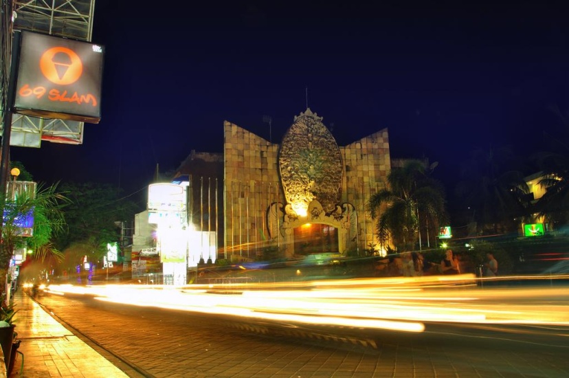 Цены на Bemo Corner Guest House в Кута